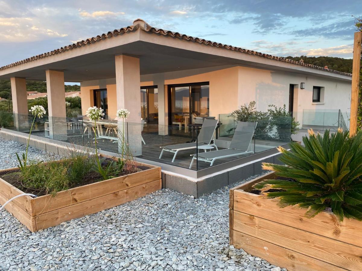 Residence Capriona Porto Pollo Exterior photo